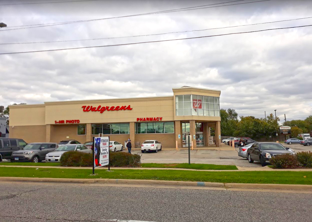 Plaza Marina (Hillside, IL) A R C Real Estate Group