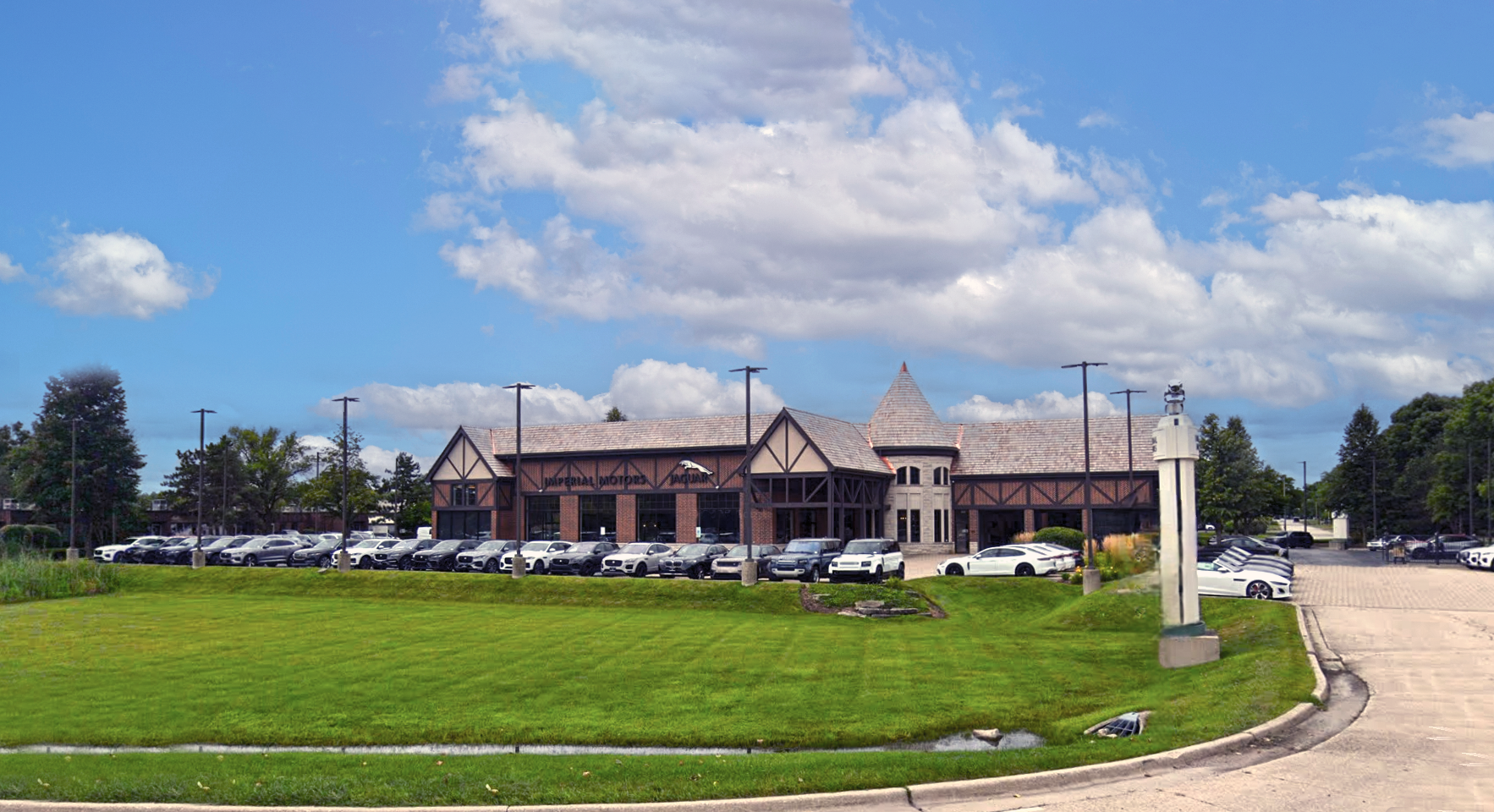 150 Skokie Hwy/US 41 (Lake Bluff, IL)